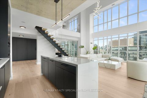 Photo 13 at PH06 - 15 Iceboat Terrace, Waterfront Communities C1, Toronto