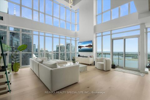 Photo 19 at PH06 - 15 Iceboat Terrace, Waterfront Communities C1, Toronto