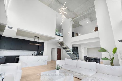 Photo 21 at PH06 - 15 Iceboat Terrace, Waterfront Communities C1, Toronto