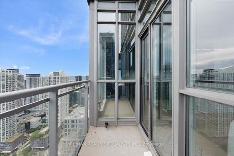 Photo 28 at PH06 - 15 Iceboat Terrace, Waterfront Communities C1, Toronto