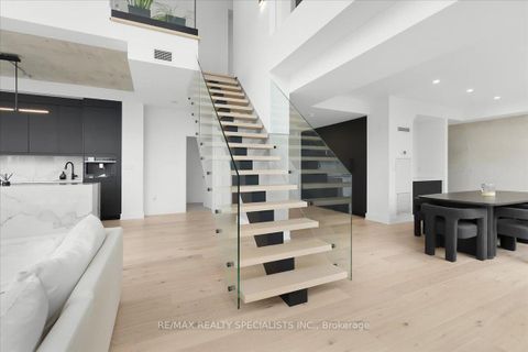 Photo 33 at PH06 - 15 Iceboat Terrace, Waterfront Communities C1, Toronto