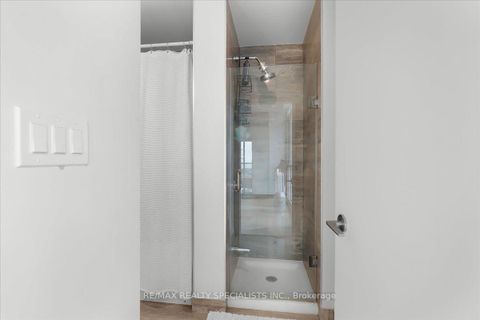 Photo 42 at PH06 - 15 Iceboat Terrace, Waterfront Communities C1, Toronto