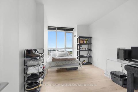 Photo 44 at PH06 - 15 Iceboat Terrace, Waterfront Communities C1, Toronto
