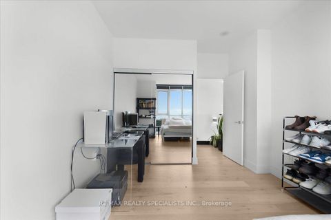 Photo 45 at PH06 - 15 Iceboat Terrace, Waterfront Communities C1, Toronto