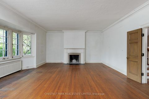 Photo 4 at 24 Castle Frank Crescent, Moore Park, Toronto