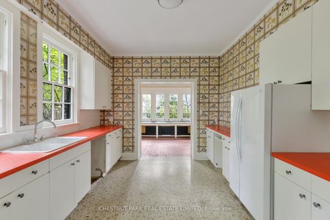 Photo 11 at 24 Castle Frank Crescent, Moore Park, Toronto