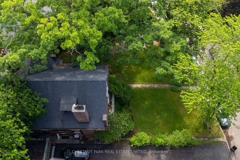 Photo 40 at 24 Castle Frank Crescent, Moore Park, Toronto