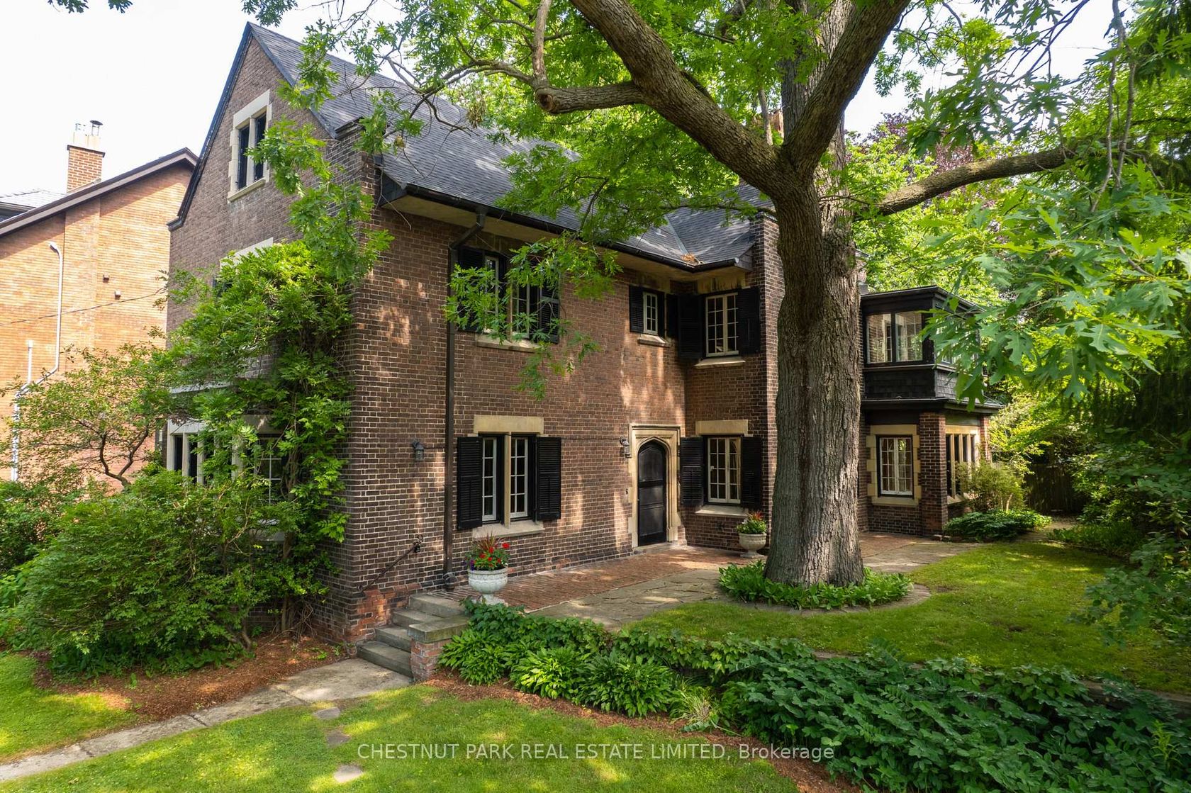 24 Castle Frank Crescent, Moore Park, Toronto 