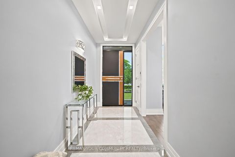 Photo 3 at 59 Cynthia Road, Smythe, Toronto