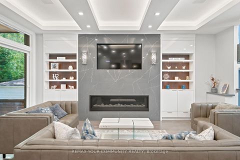 Photo 9 at 59 Cynthia Road, Smythe, Toronto