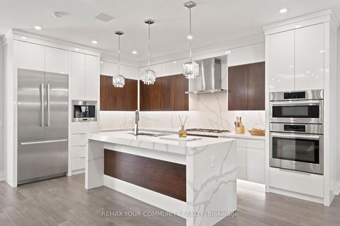 Photo 13 at 59 Cynthia Road, Smythe, Toronto