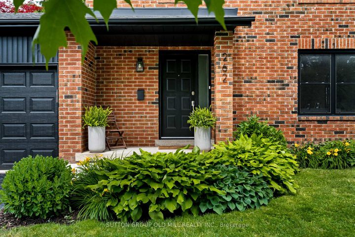 Photo 1 at 262 Chalmers Street, BR Bronte, Oakville