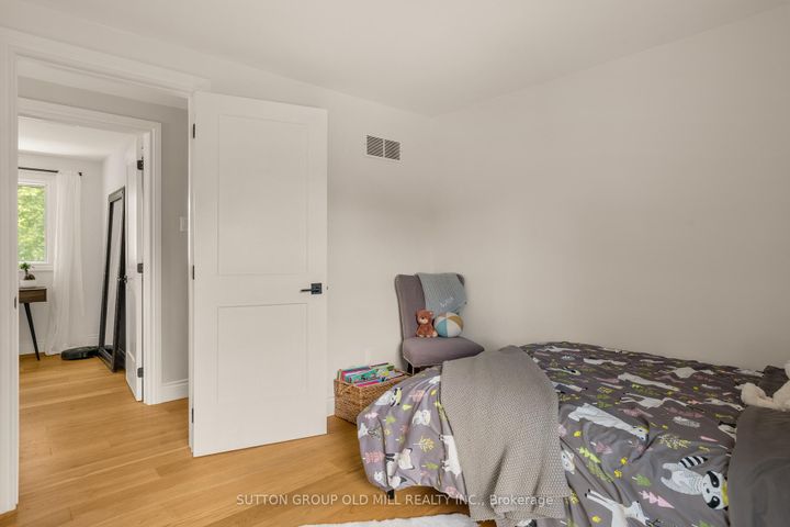 Photo 21 at 262 Chalmers Street, BR Bronte, Oakville