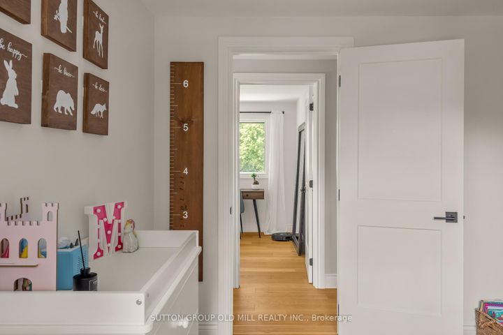 Photo 22 at 262 Chalmers Street, BR Bronte, Oakville