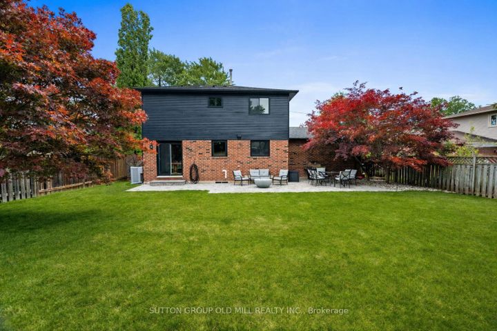 Photo 34 at 262 Chalmers Street, BR Bronte, Oakville