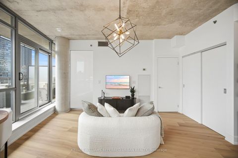 Photo 4 at 607 - 90 Trinity Street, Moss Park, Toronto