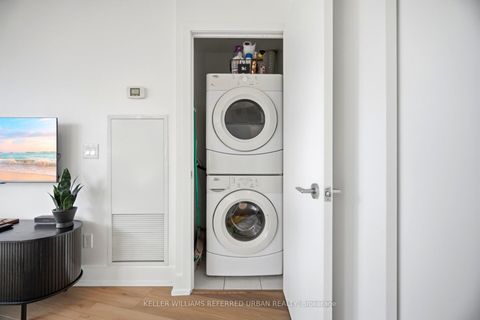 Photo 15 at 607 - 90 Trinity Street, Moss Park, Toronto