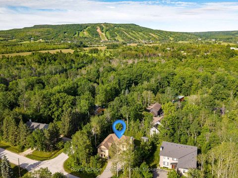 Photo 7 at 4 Woodview Drive, Rural Clearview, Clearview
