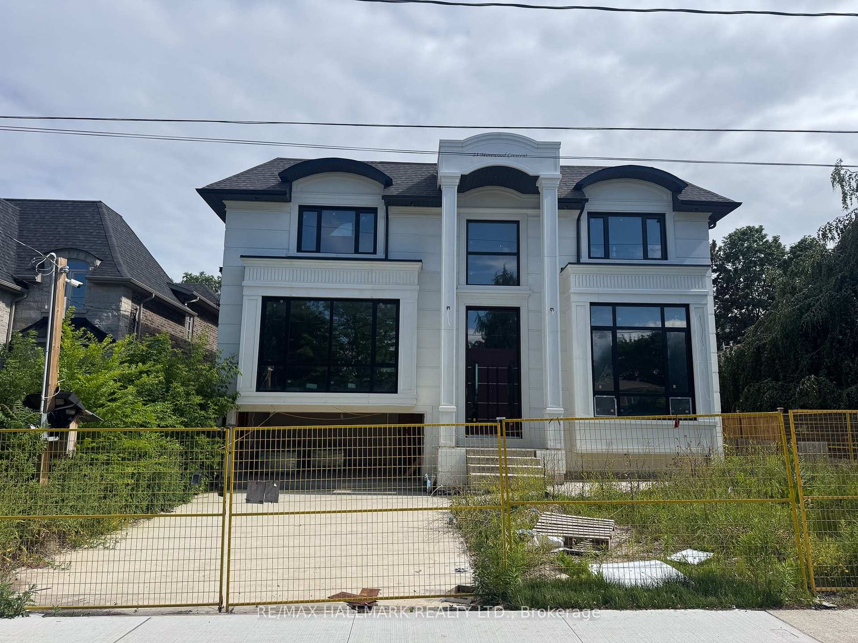 23 Morewood Crescent, Bayview Village, Toronto 2
