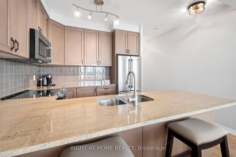 Photo 9 at 1012 - 9235 Jane Street, Maple, Vaughan