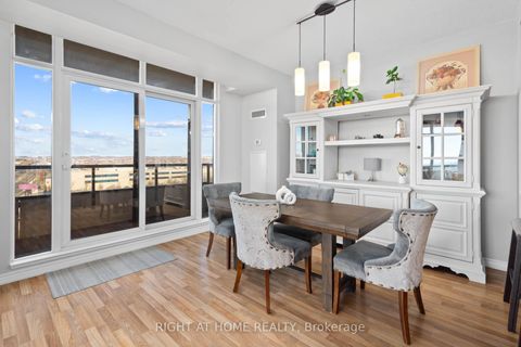 Photo 10 at 1012 - 9235 Jane Street, Maple, Vaughan