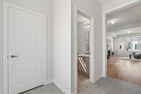 Photo 6 at 14 Sam Battaglia Cres Crescent, Sutton & Jackson's Point, Georgina