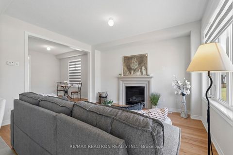 Photo 13 at 14 Sam Battaglia Cres Crescent, Sutton & Jackson's Point, Georgina
