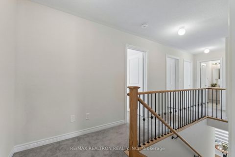 Photo 34 at 14 Sam Battaglia Cres Crescent, Sutton & Jackson's Point, Georgina