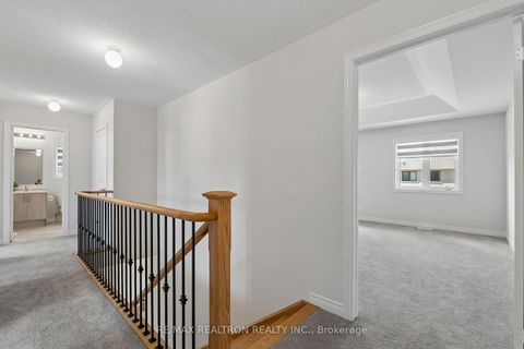 Photo 35 at 14 Sam Battaglia Cres Crescent, Sutton & Jackson's Point, Georgina
