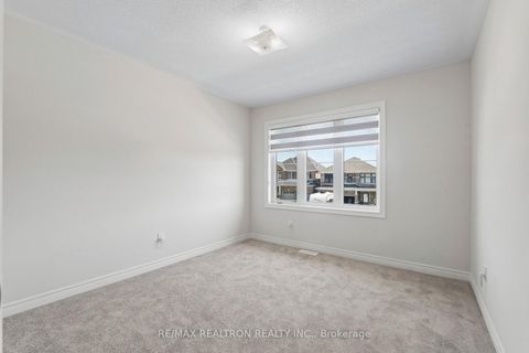 Photo 36 at 14 Sam Battaglia Cres Crescent, Sutton & Jackson's Point, Georgina