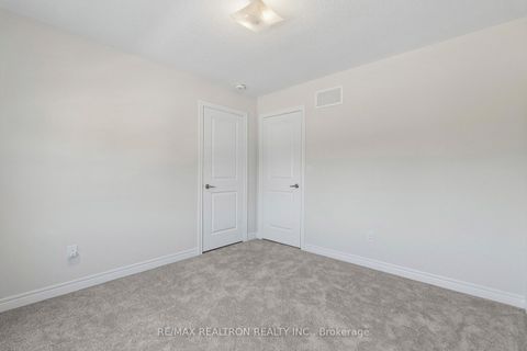 Photo 38 at 14 Sam Battaglia Cres Crescent, Sutton & Jackson's Point, Georgina