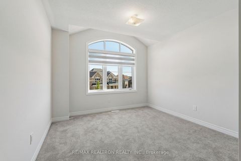Photo 43 at 14 Sam Battaglia Cres Crescent, Sutton & Jackson's Point, Georgina