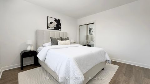 Photo 23 at 33 Sanderling Place, Don Mills, Toronto