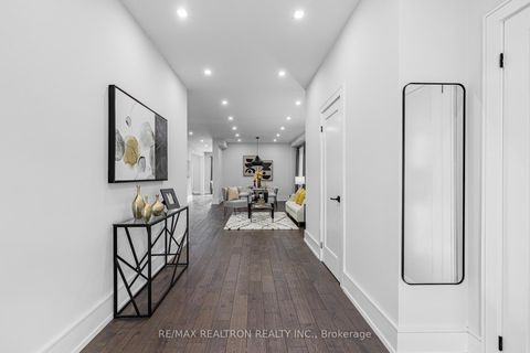 Photo 5 at 143 Shelbourne Drive, Vellore Village, Vaughan