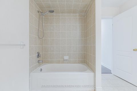 Photo 36 at 143 Shelbourne Drive, Vellore Village, Vaughan