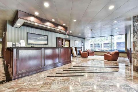 Photo 8 at 1916 - 1055 Bay Street, Bay Street Corridor, Toronto