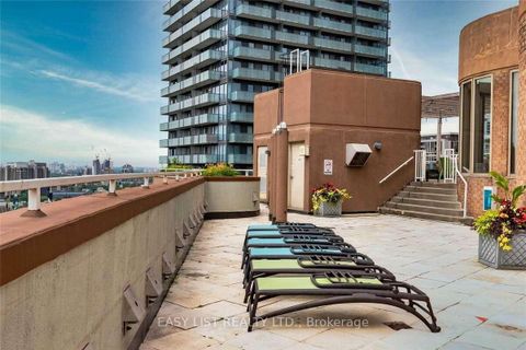 Photo 23 at 1916 - 1055 Bay Street, Bay Street Corridor, Toronto