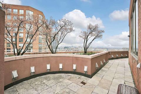 Photo 24 at 1916 - 1055 Bay Street, Bay Street Corridor, Toronto