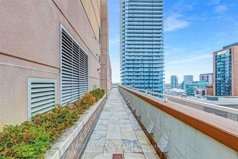 Photo 26 at 1916 - 1055 Bay Street, Bay Street Corridor, Toronto