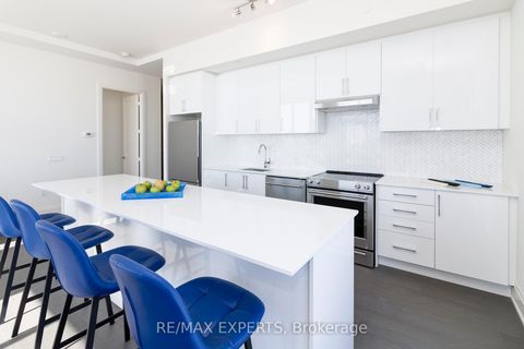 Photo 8 at PH111 - 8960 Jane Street, Vellore Village, Vaughan