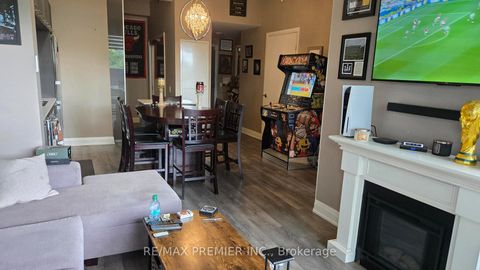 Photo 1 at 339 - 4800 Highway 7, East Woodbridge, Vaughan