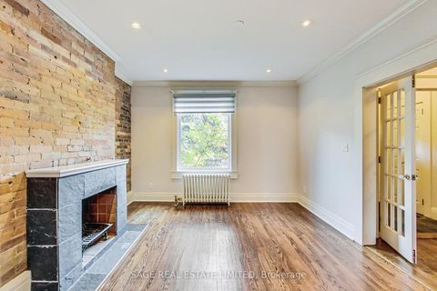 Photo 4 at 46 Alberta Avenue, Wychwood, Toronto
