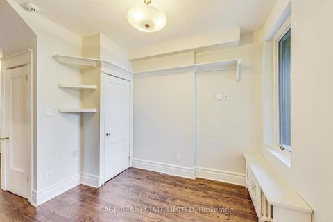 Photo 11 at 46 Alberta Avenue, Wychwood, Toronto