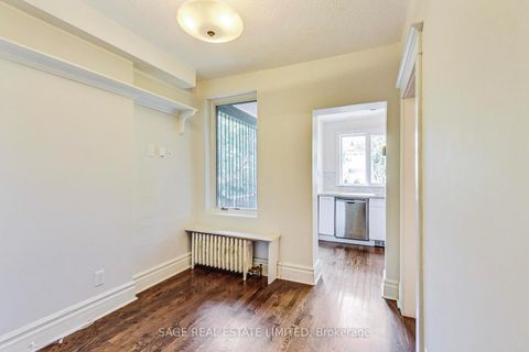 Photo 12 at 46 Alberta Avenue, Wychwood, Toronto