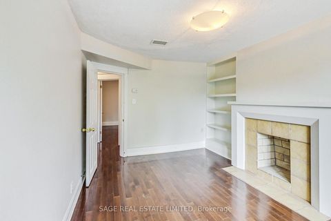 Photo 21 at 46 Alberta Avenue, Wychwood, Toronto