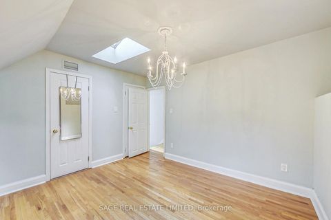 Photo 33 at 46 Alberta Avenue, Wychwood, Toronto