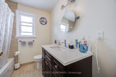 Photo 13 at 170 Wheeler Avenue, The Beaches, Toronto