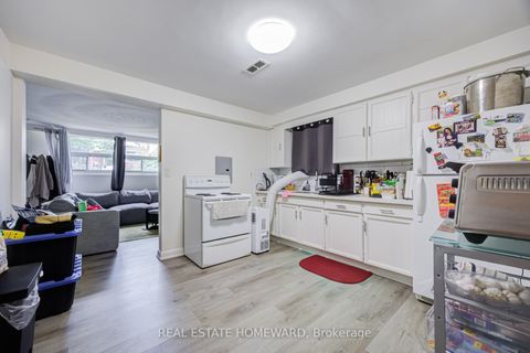 Photo 18 at 170 Wheeler Avenue, The Beaches, Toronto