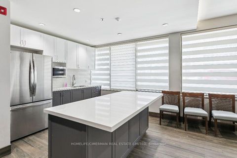 Photo 3 at 305 - 725 Don Mills Road, Flemingdon Park, Toronto
