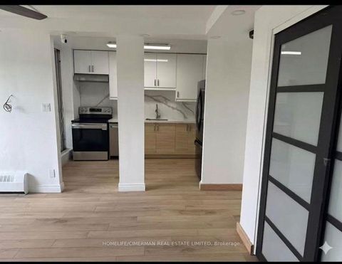 Photo 7 at 305 - 725 Don Mills Road, Flemingdon Park, Toronto